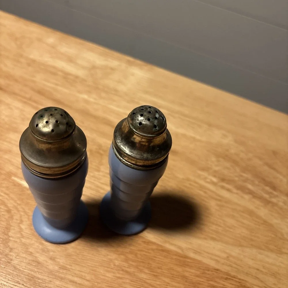 Vintage Moderntone Salt Pepper Shakers Hazel Atlas Platonite Blue, Hazel Atlas